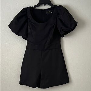 Like New! DO+BE Black Puff Sleeve Romper in Size S